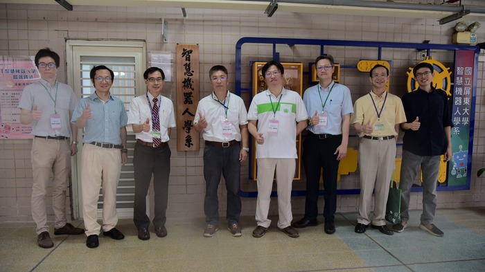 國立屏東大學智慧機器人學系 揭牌成立(另開新視窗/jpg檔)圖片
